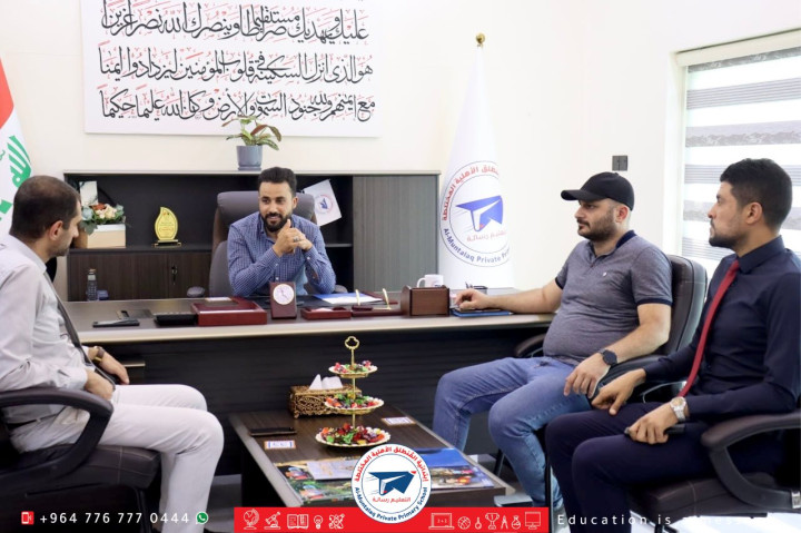 تشرفت ابتدائية المنطلق الأهلية المختلطة بزيارة الأستاذ (أيمن محمود فرحان) مدير التعليم الأهلي و الأجنبي في مديرية تربية نينوى يرافقه المهندس (أحمد بشار) حيث تضمنت الزيارة الاطلاع على بناية المدرسة وملحقاتها من صفوف ومختبرات وتم خلال الزيارة متابعة جاهزية الخدمات الأساسية وشروط الصحة والسلامة ومخارج الطوارئ ومنظومة الإطفاء وتوفر أدوات الإسعافات الأولية